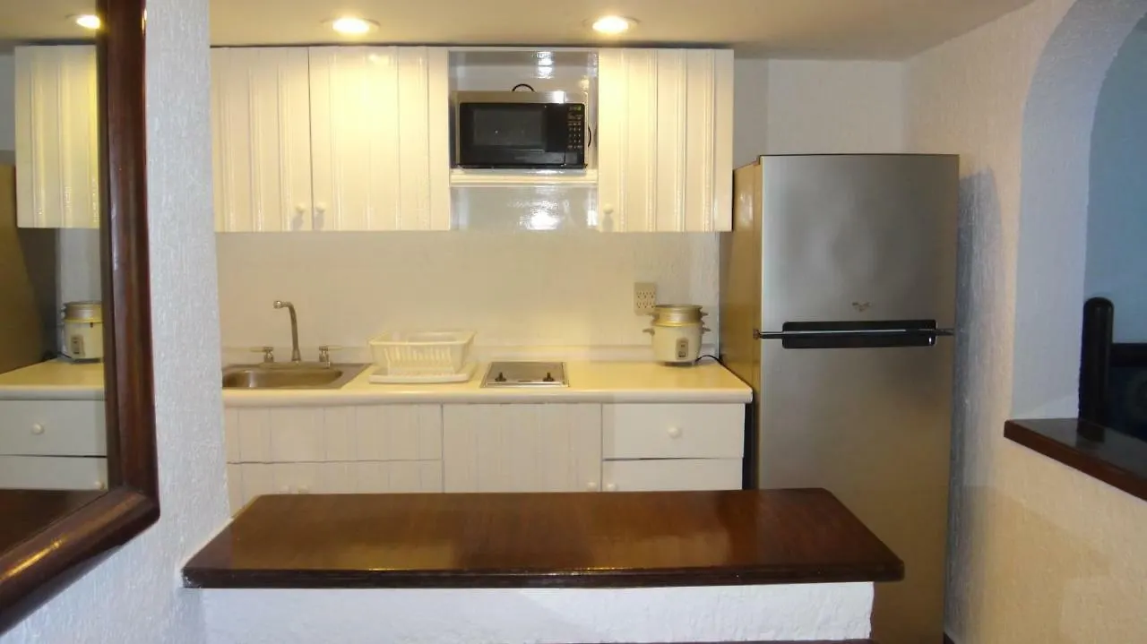 Apartamento Remodeled Studio In Beachfront Condominium Cancún